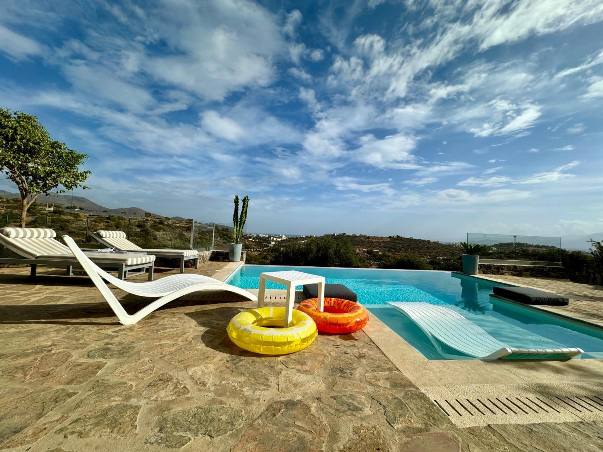 Crete Garden Guesthouse Agios Nikolaos  Ngoại thất bức ảnh